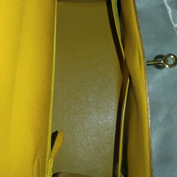 🔗SOLD🔗Hermès Kelly Bag- Jaune Courchevel, GHW - Picture 7 of 8